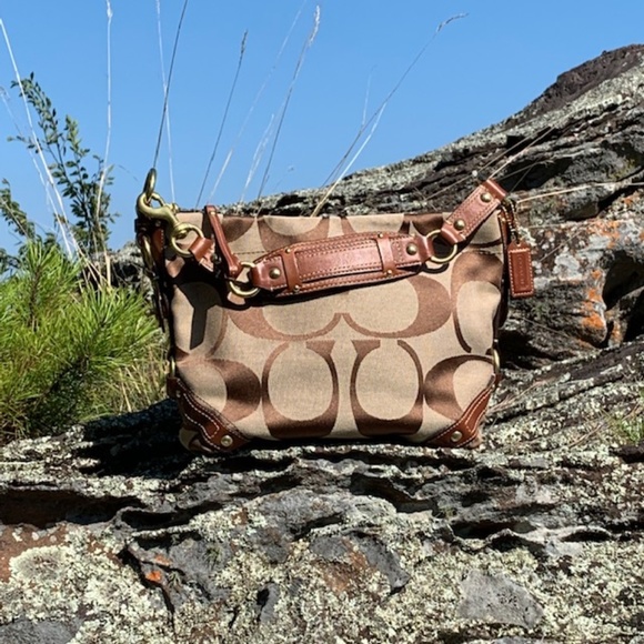 Coach Handbags - COACH Coffee Carly Jacquard HOBO HANDBAG E0773-106